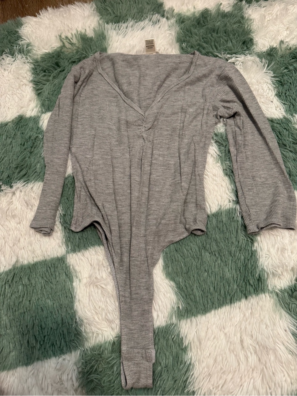 Bozzolo Ribbed V-Neck Long Sleeve Bodysuit - Gray